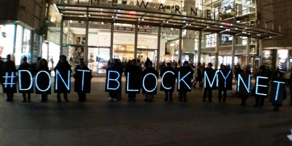 freepress's tweet photo. "The evidence couldn’t be clearer:
The FCC needs to reclassify broadband as a Title II service. This is the only way to give internet users the legal protections they need to access an open and affordable internet."@dana_flo
https://t.co/iml3AXeF1F
#netneutrality
#SaveTheNet https://t.co/EMQ5bQ7tLf
