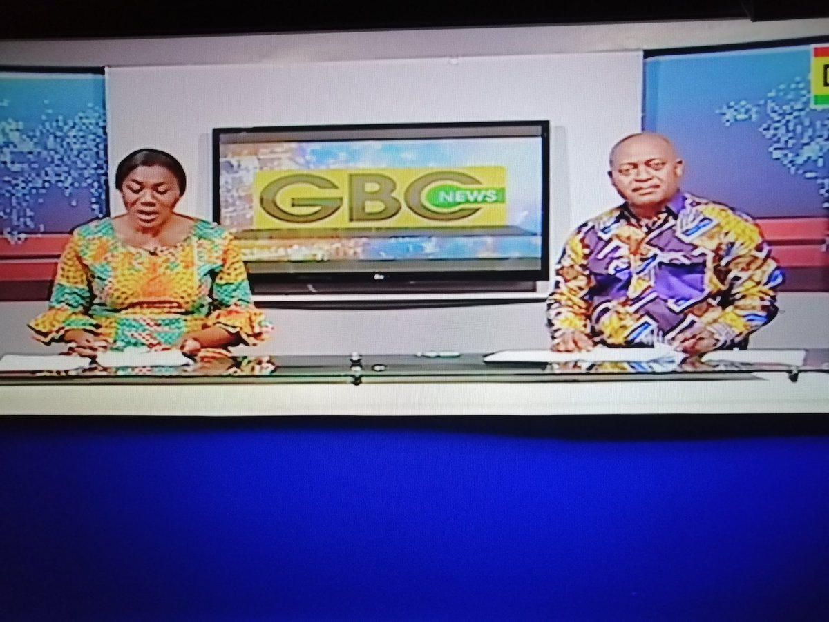 BansonMagdalene's tweet photo. Akushika Acquaye and Nii Odartey, still dey read news... https://t.co/YsNY5vmfE3