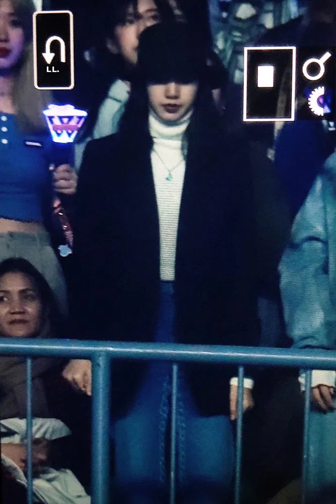 hoony and lisa filming each other& #39;s solo stages, lisa promoting winner& #39;s song and attending their concert