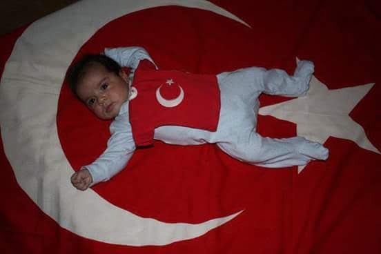 Arslanbey_46's tweet photo. @CananSKayaAk @KILICPASA_ @__BERRIN3 @06Tolgali @REISIKILIC @DameSultan @umutumut2626 @vatan_seda @Aydilo63 @Fulya_brls @kardelen_sak66 @CENGOREIS_ @CENG_AVER_ @A05372195967 @Rt_sunam_2 @hanife_karadag @__BERRIN1 @__BERRIN2 @_SCORPION_72 @CananReiscidir @CananReisle @mmustafa__hatay @SosyalAvukatAnt @KbraHatun1453 @2RtOsmaniKbra @SosyalAvukat1 @UZUN__mustafa_ @fesih_acar01 @dursun66 @Hayat_manidar @__Er_Turk Teşekkür ederim kardeşim, takipler tamamdır...

🇹🇷❤ #Vatanaski beşikten mezara kadar... https://t.co/vS4y8sMSTQ