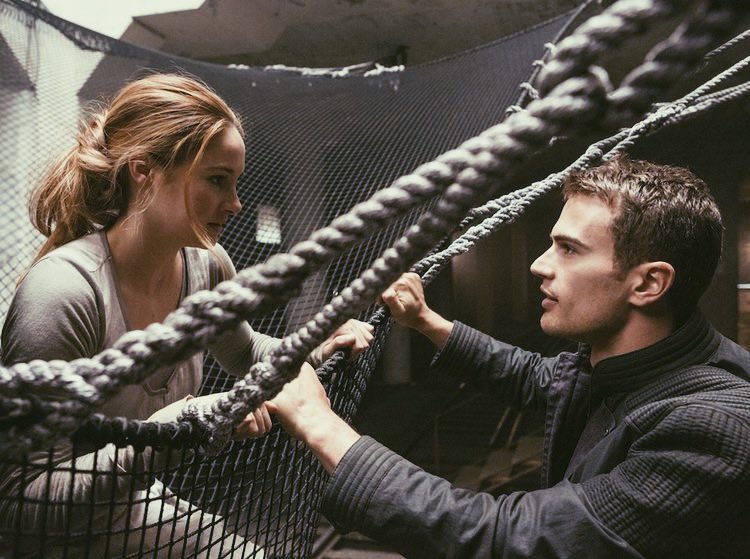 divergent (dir. neil burger)