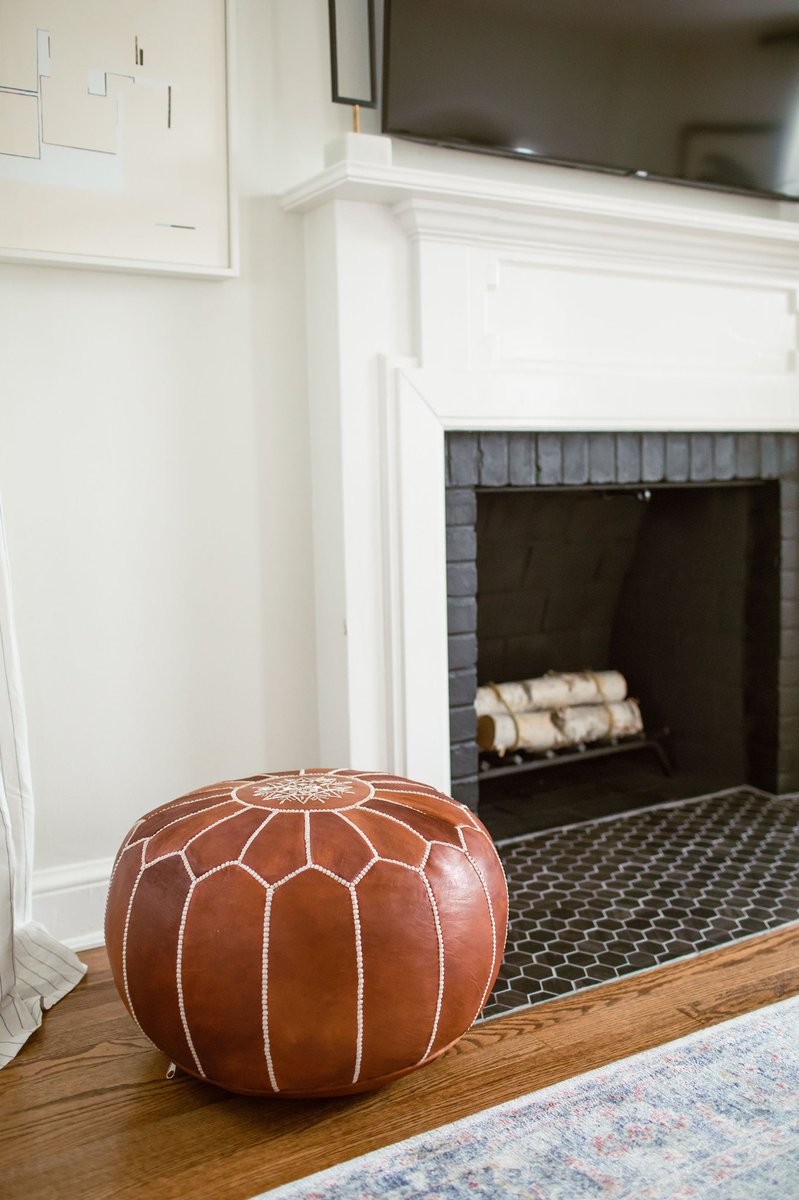 AtHomeDC's tweet image. #TuesdayTip: Modernize your fireplace and overall space by updating your surround with updated tile &amp;amp; paint. Check out this before and after from my client’s  lovely home! #fireplacemakeover #smartupdates #tiletuesday