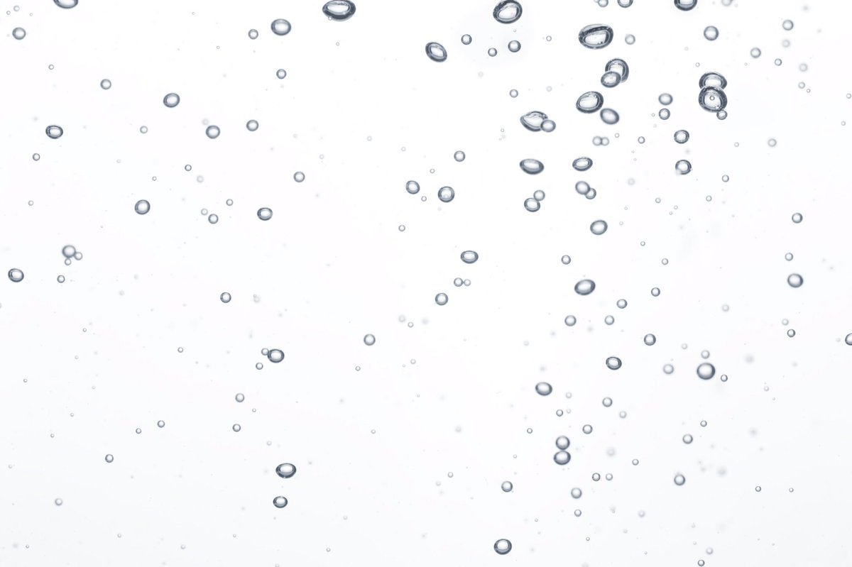 Our hand gels are tested to BS EN 1276:2009 🧑‍🔬This is the European standard for #handsanitiser in effective infection control against harmful micro-organisms. To pass this, products are tested by an independent lab &amp; must prove a bacteria kill rate of 99.999% within 5 mins 🦠