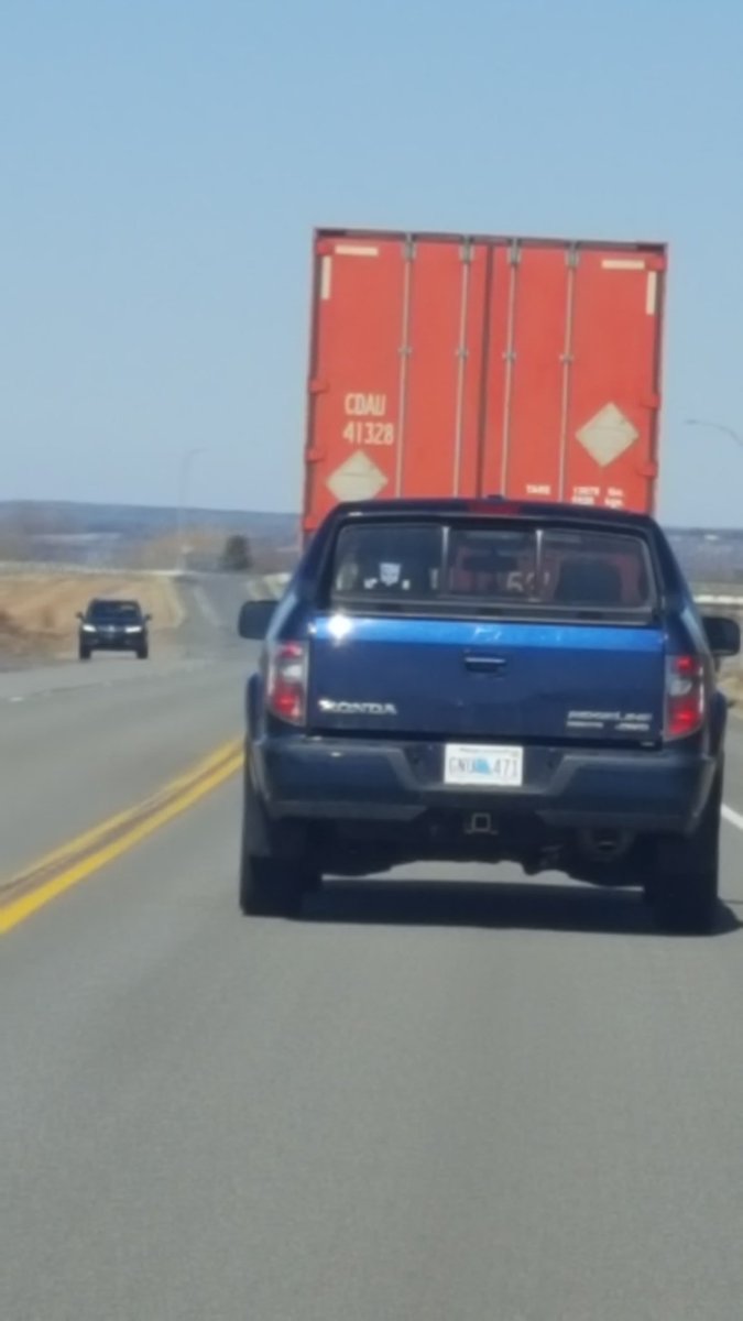 TheMrJustinSane's tweet photo. @RCMPNS Blue #Honda Truck
License  GNU 471 driving head on traffic on HWY 101 #NovaScotia Hants Port from valley to #Halifax https://t.co/MmquG6lgbM
