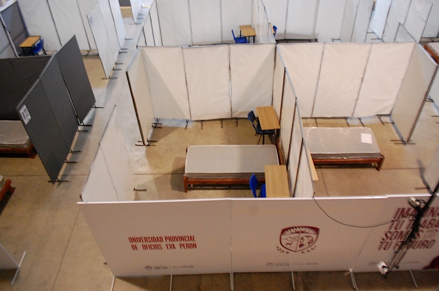 sanluisgob's tweet photo. Quedó listo el Centro de Atención para Pacientes Leves de la Universidad Provincial de Oficios "Eva Perón" que contará con una disponibilidad de 230 camas.
#SanLuisNosUne #COVID19 https://t.co/itzkU0ZqYI