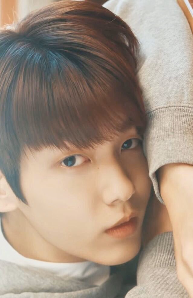 choi soobin as around you by hyunjin— soft n shy but hits hard— soothing vocals— soobin n hyunjin 00 liners bread lovers bffs