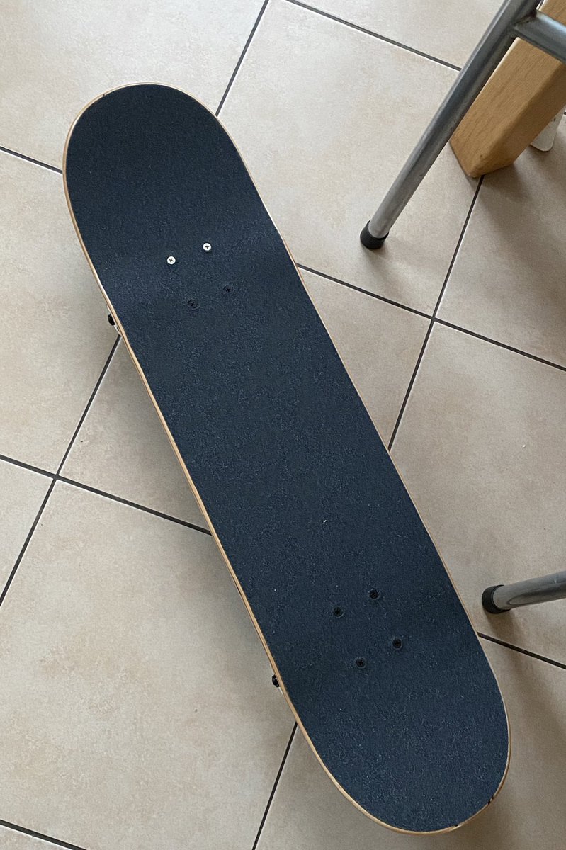 Day 112. Went to my classmate today, was a lot of fun and we did some work for school. Also got my skateboard today FJEWW