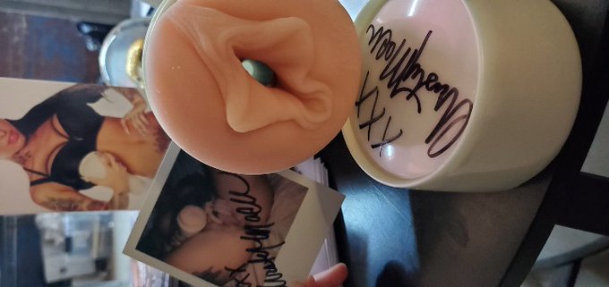 Raffle on https://t.co/ehCpq6eRkM https://t.co/dj8x0IUliL