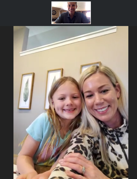 HLibertyElem's tweet photo. Mrs. Ruden shared how this young lady has gone above & beyond expectations with her learning at home, especially with her writing! It was fun to connect with her & mom this afternoon to celebrate her hard work! #GoodNewsCalloftheDay #HSDDistanceLearning https://t.co/qOdagotIAV