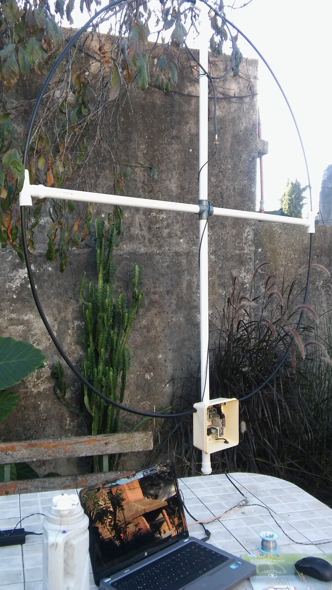 LU1DA1's tweet image. It&apos;s growing up
#magloop #hamradio #homebrew 
#sdrplay @LU4DQ