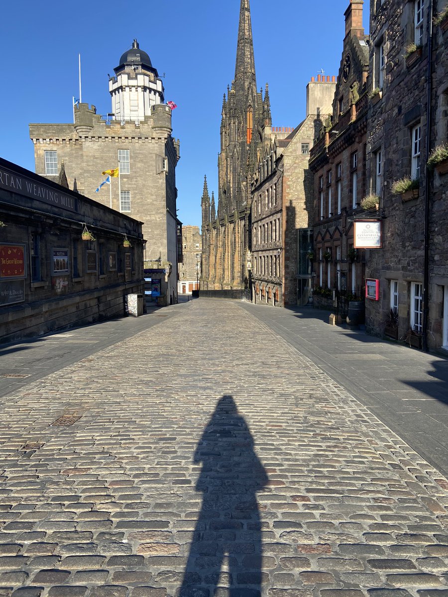 rhonamay12's tweet photo. A rather eerie but pleasant walk on day 47427 of .#lockdown #edinburgholdtown #SocialDistancing #COVID19 .#scotlandisnow https://t.co/78rWWtNeTz