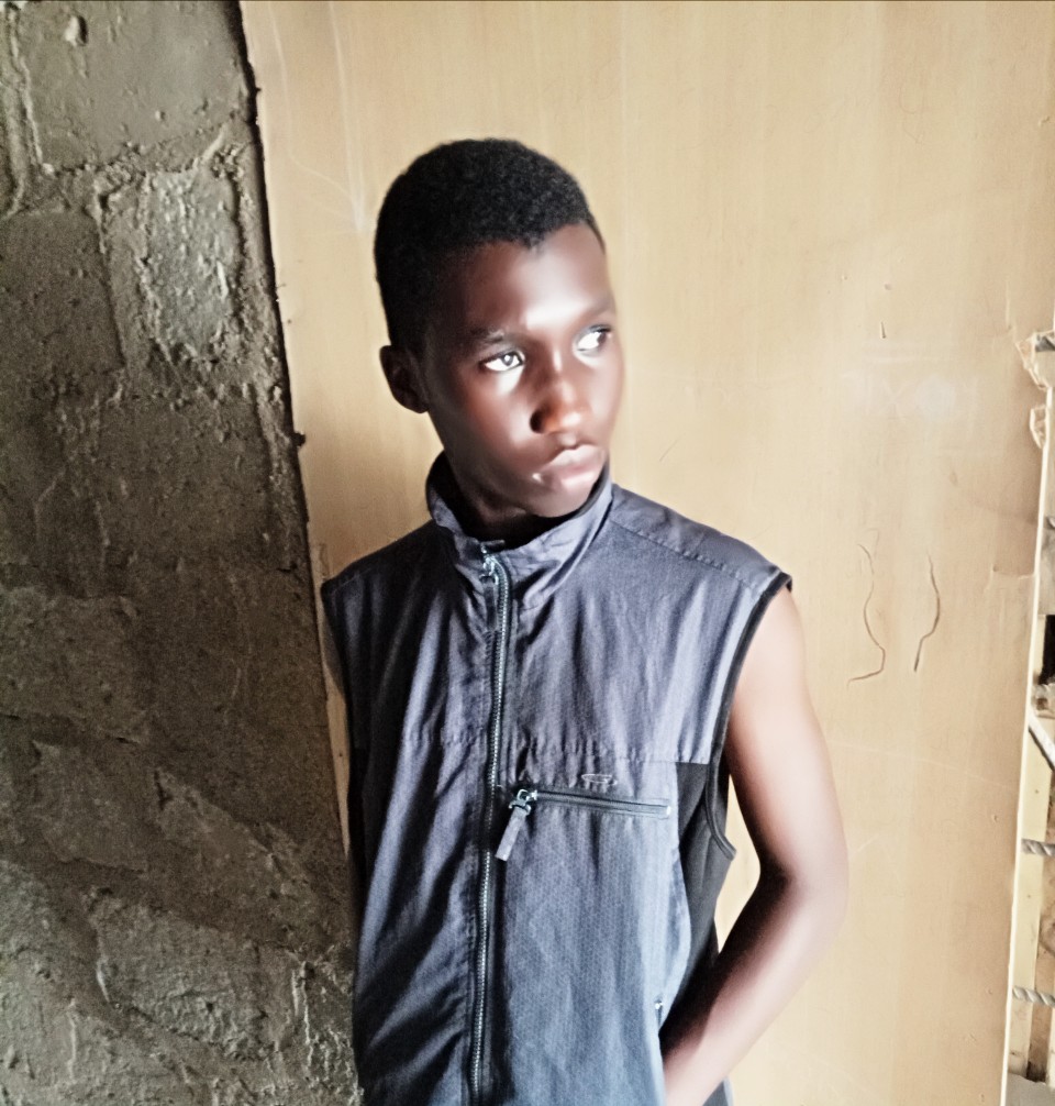 Lets help dis guy 2 make it in lyf