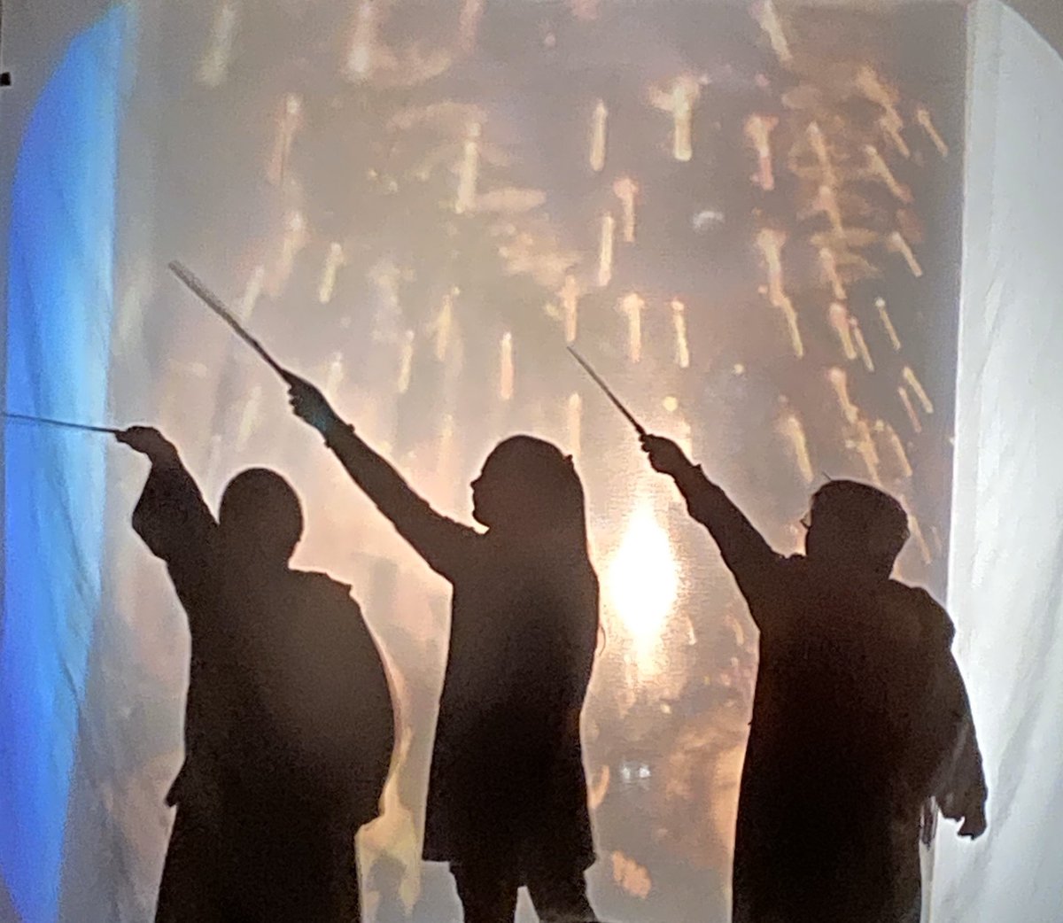 GiraffesD's tweet photo. HP Shadow Play https://t.co/w9FXVgIal3