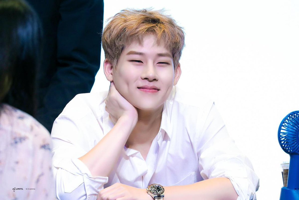 Jooheon on this dayA cute jooheon thread for your soul~ @OfficialMonstaX
