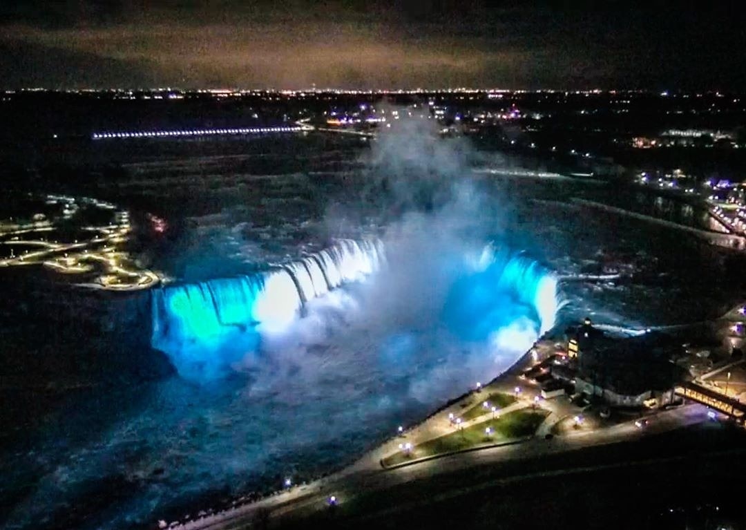 haligonia's tweet image. From @geordiebrown
• • • • • •
Niagara Falls, Ontario

Niagara Falls live webcam right now. Blue and white for Nova Scotia. 💙#NovaScotiaStrong #NSShooting #canada