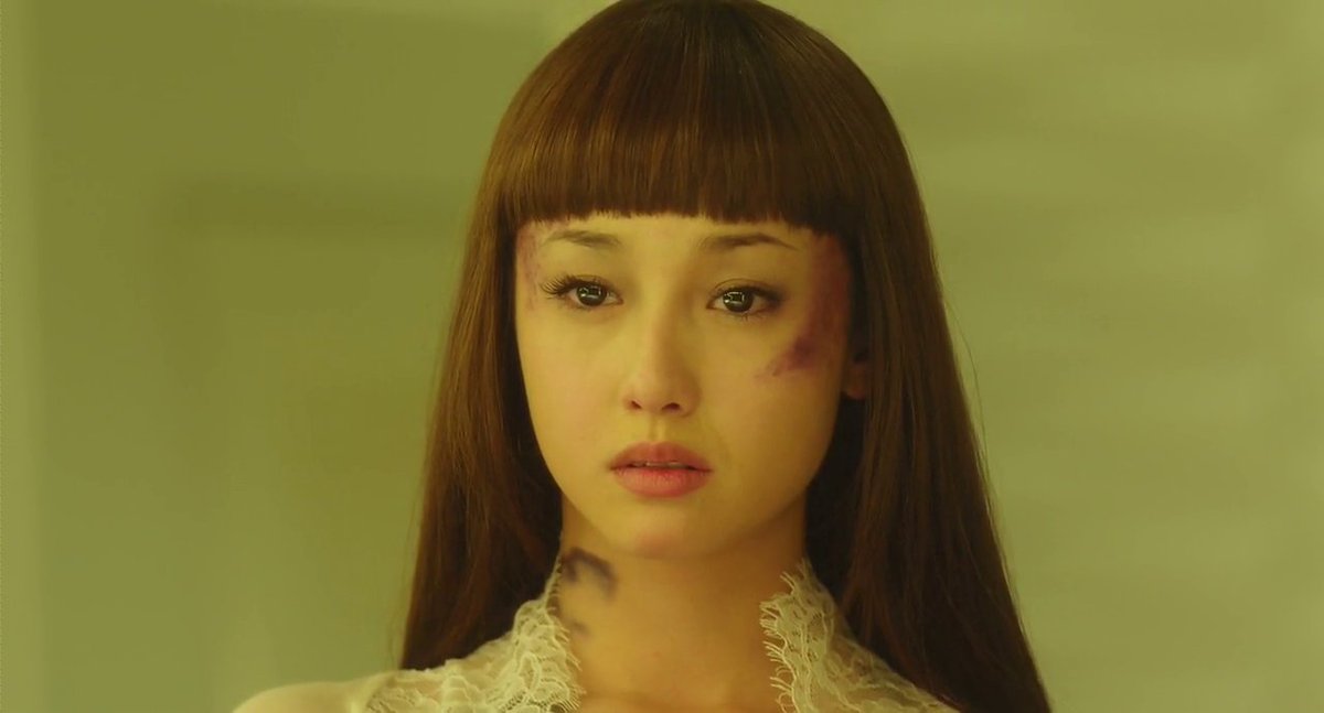 Japan Film Club Helter Skelter ヘルタースケルター 12 Directed By Mika Ninagawa 蜷川 実花 Written By Arisa Kaneko 金子ありさ Cinematography By Daisuke Soma 相馬大輔 Starring Erika Sawajiri