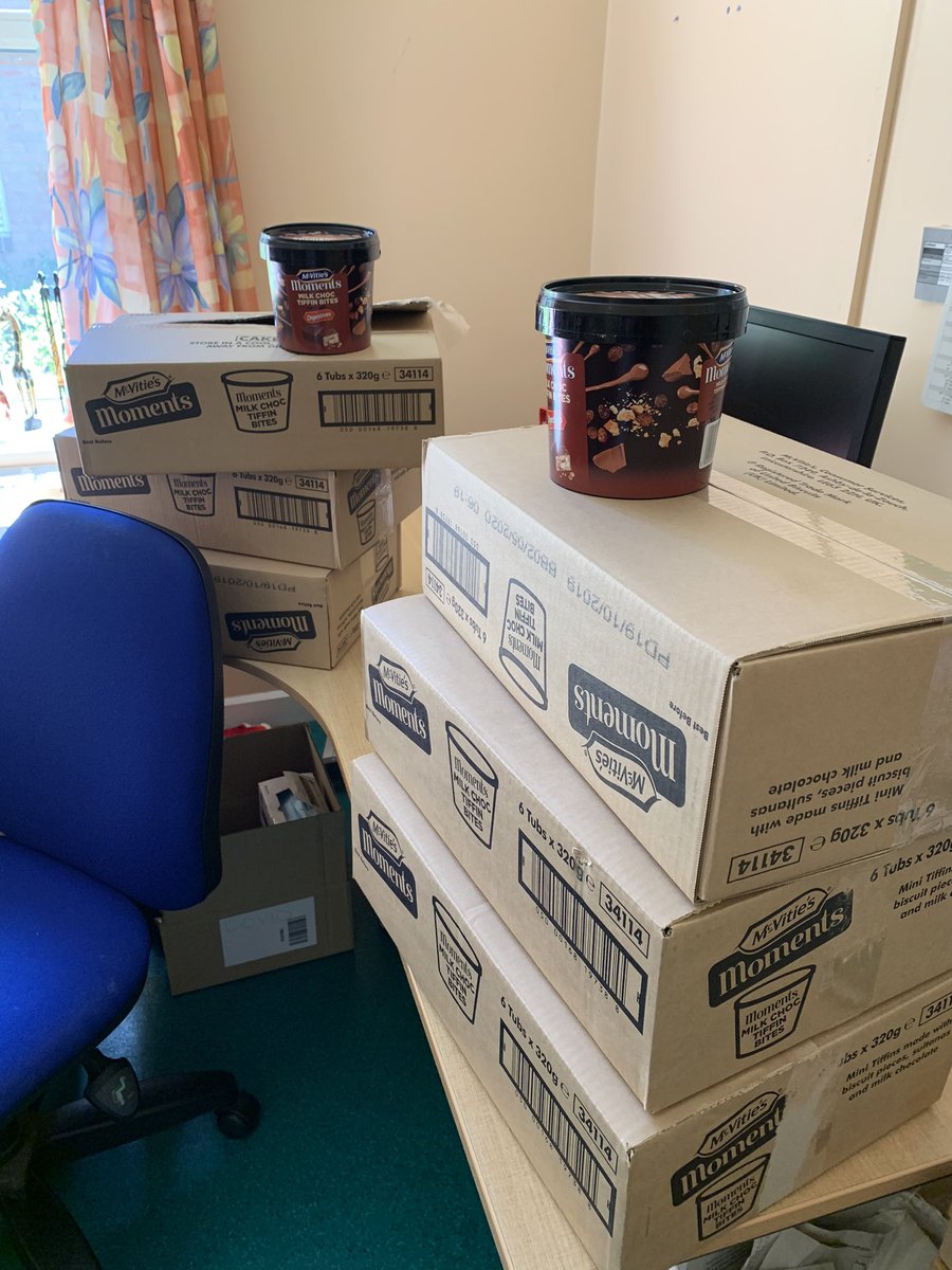 TrishQuenby's tweet image. Challenging shift today on Clarendon Ward but made better by a generous donation of chocolate! Thanks @McVities of Ashby, just the job! @LPTnhs #Chocolate #COVIDー19 #StayHomeSaveLives