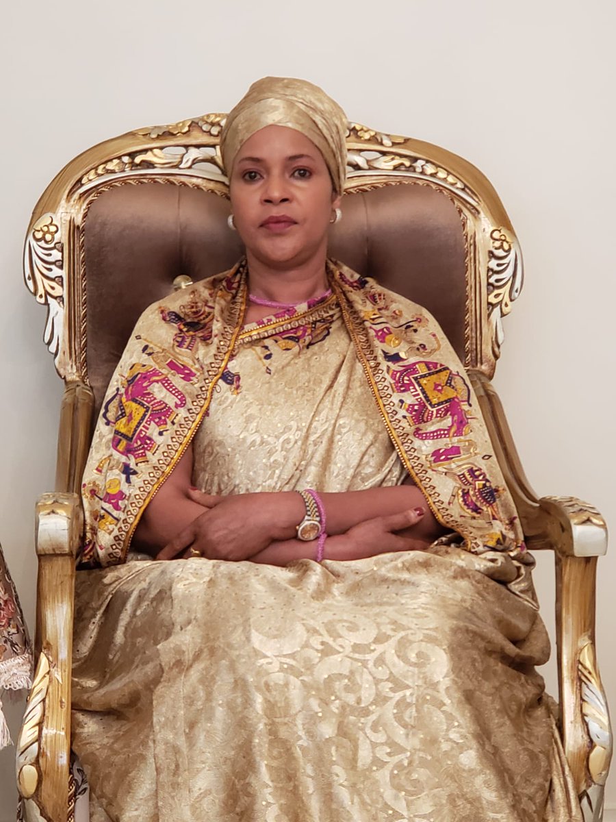 His Majesty King Oyo of Tooro Kingdom (@kingoyoofficial) on Twitter photo I wish my dear mother Her Royal Highness Best Kemigisa Olimi, <a href="/QueenOlimi/">Queen Kemigisa Best Olimi Tooro Kingdom</a>, a very happy birthday. Your love, generosity and selflessness are a shining light to us all. May God continue to bless and protect you and grant you long life, wisdom and good health. I wish my dear mother Her Royal Highness Best Kemigisa Olimi, <a href="/QueenOlimi/">Queen Kemigisa Best Olimi Tooro Kingdom</a>, a very happy birthday. Your love, generosity and selflessness are a shining light to us all. May God continue to bless and protect you and grant you long life, wisdom and good health.