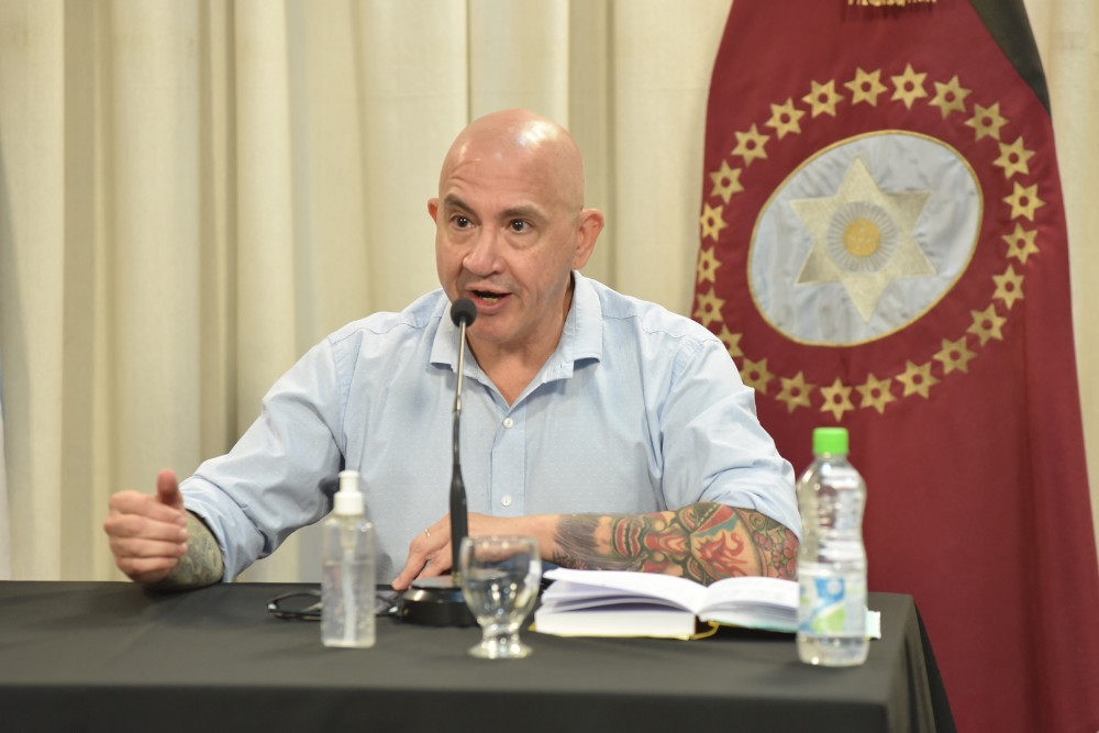 La flexibilización en el aislamiento social implica mayor precaución

➡️bit.ly/3aqXTxv
#Salta #SaltaArgentina #GobiernoPresente #SeamosResponsables