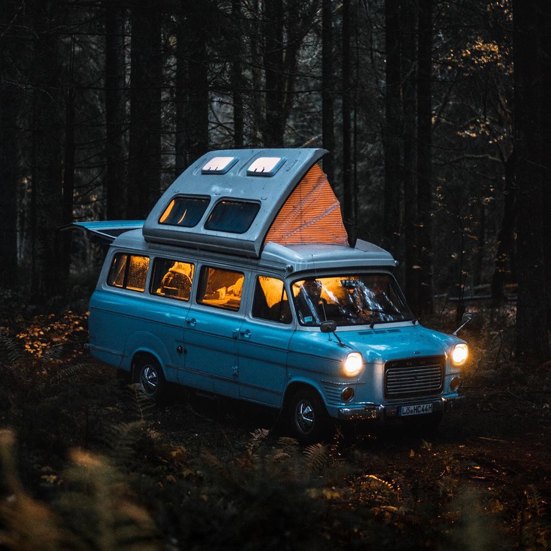 Planlarıma göre şuan şöyle bir ortamda olmam gerekirken oturmuş sürvivor2020 'de Barış'ı Yasin 'ini izliyorum. Allahım neydi günahım?