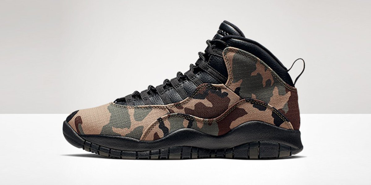 camo 10s on feet