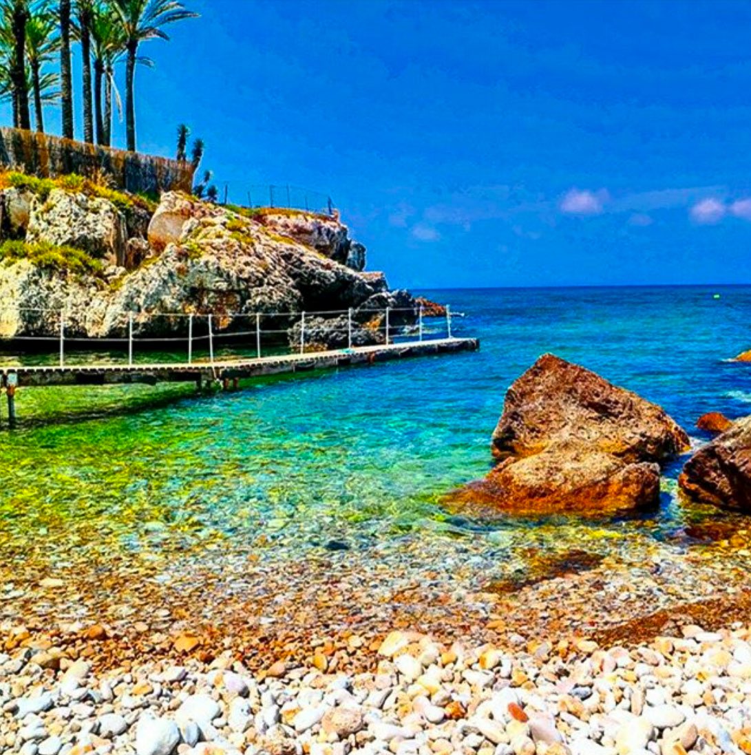 Chris7SN's tweet photo. Lemonade, sea, nights.. Batroun where life is heaven
I will come back to you when the epidemic ends
#Batroun
#WaitingOnFire https://t.co/eo8Fzl6xAY