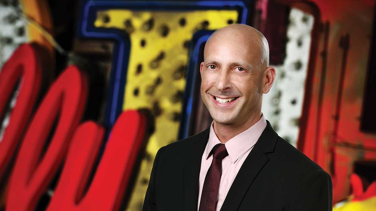 Shout out to our very own <a href="/uvaknin/">Uri Vaknin</a> on being a featured as a 2020 Power Player by <a href="/VegasMagazine/">Vegas Magazine</a>! Looking good, Uri! Check it out here: bit.ly/3cpfhnH #Vegas #realestate #VegasMagazine