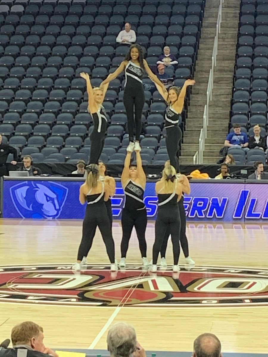 🌟 CALLING ALL PANTHERS 🌟 
EIU cheer is having video tryouts this year for anyone interested in joining the team! More details are to come. If you have any questions about anything, feel free to reach out to Ireland Binkowski,ikbinkowski@eiu.edu
💙Go Panthers💙
