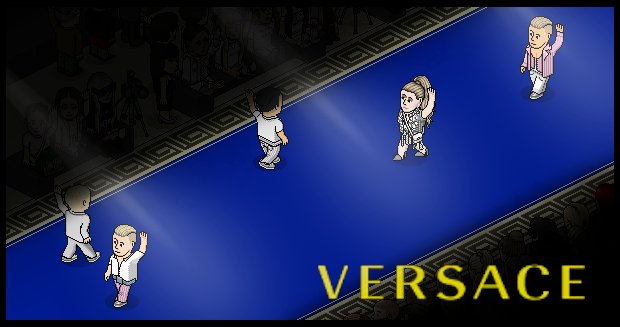 VERSACE tweet media