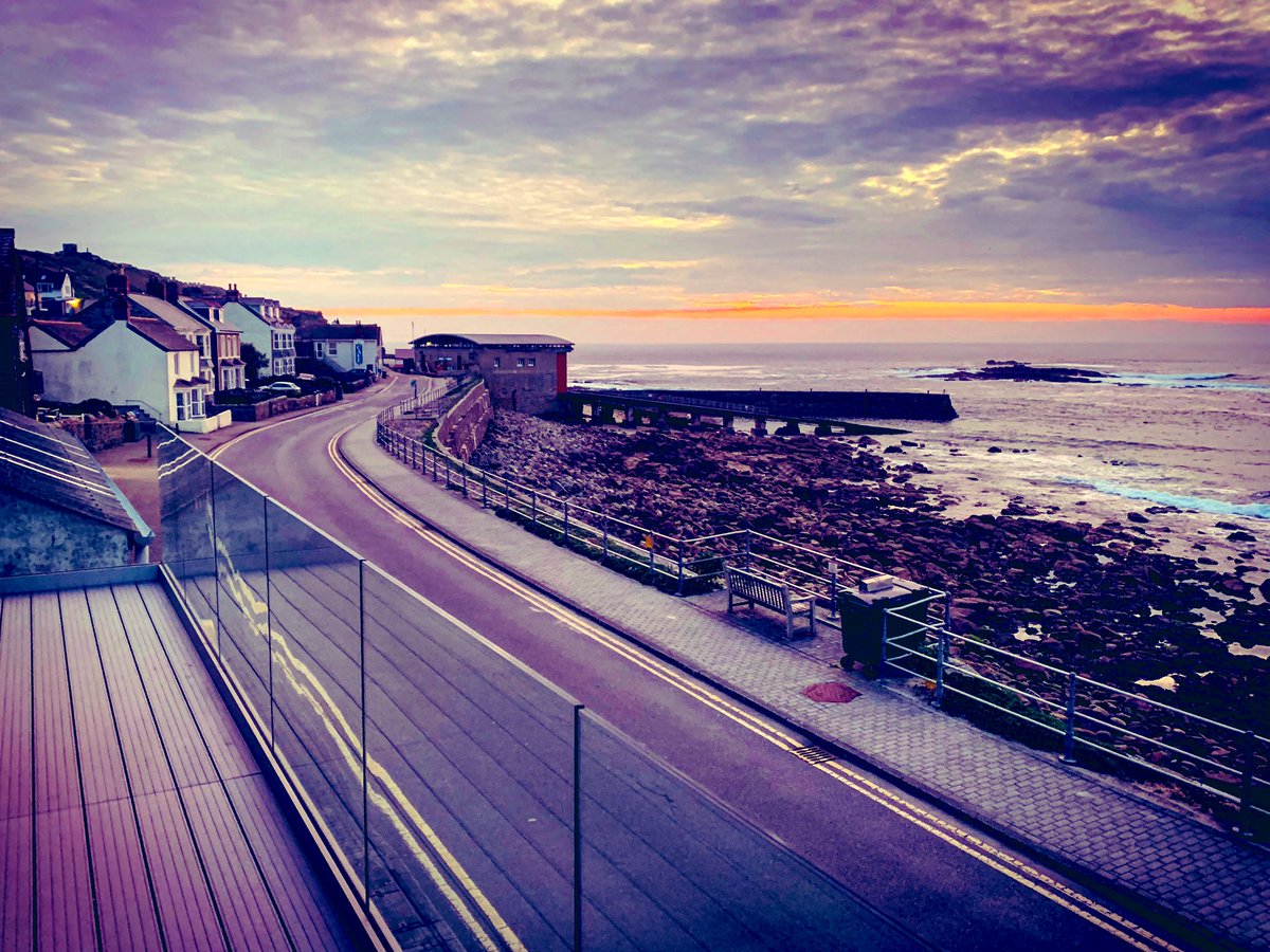 smartsurfschool's tweet image. Evening all #sennen #smartsurf