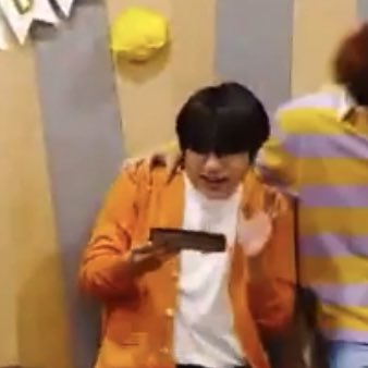  #JAEHYUK had a very delayed reaction, ngl i think he was more scared by jihoon then asahi.