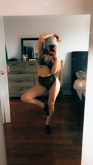 Feeling sexy and horney today 😊❤️ #sexy #lockdown #QuarantineLife #slut #nudes #porn #snapchat #cumslut<a href="/tag/sexy"class="tags">#sexy</a><a href="/tag/lockdown"class="tags">#lockdown</a><a href="/tag/snapchat"class="tags"><span>#snapchat</span></a><a href="/tag/porn"class="tags"><span>#porn</span></a><a href="/tag/slut"class="tags"><span>#slut</span></a><a href="/tag/cumslut"class="tags"><span>#cumslut</span></a><a href="/tag/nudes"class="tags"><span>#nudes</span></a><a href="/tag/quaran"class="tags"><span>#quaran</span></a>