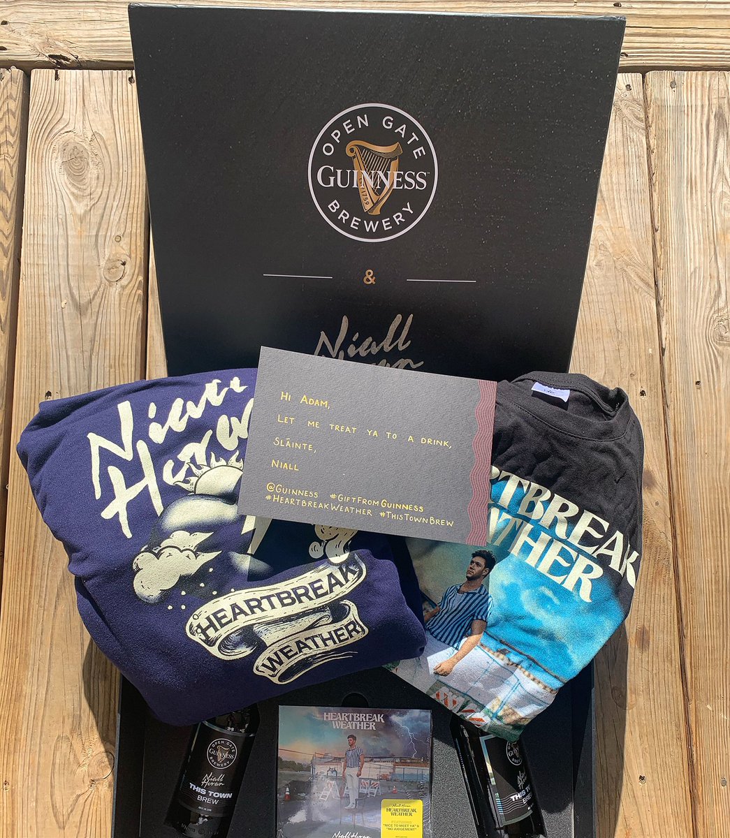 Dude @NiallOfficial ! Love the #HeartbreakWeather merch! #GiftfromGuinness I feel a giveaway to #Niallers comin this week!