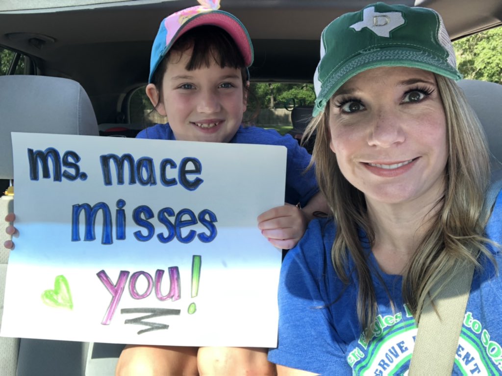 We are ready for the spirit parade! <a href="/HumbleISD_EGE/">Elm Grove Elementary</a>