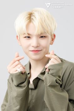 A short thread of Randim Vobo Pics #Wooziverse  @pledis_17 #SEVENTEEN