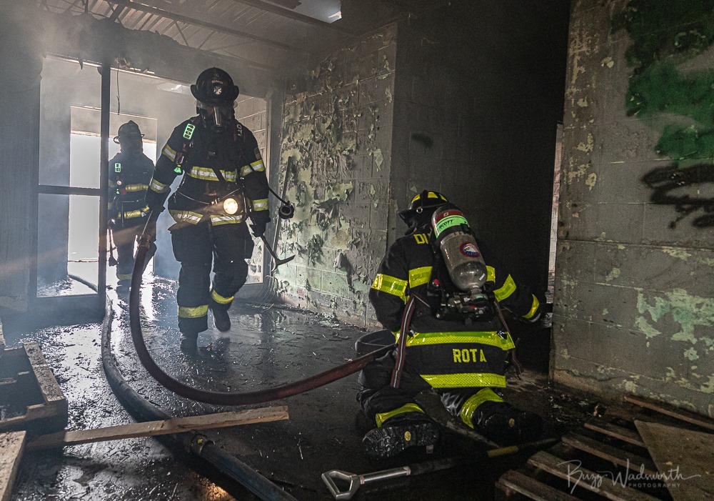 DXFD_PIO's tweet photo. The newest DXFD Firefighters took part in some live fire training today, working on fire attack, hose handling techniques and search and rescue.  All photos by @BuzzBphotos see his page for more great photos from today!  Thanks to @halifaxfire for hosting us! #Firefighters https://t.co/PsxeiSuFc1
