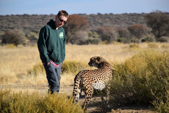 8/n Another project I have definitely to do is to go to Namibia, and photograph someone walking with cheetahs. Plus naturally I want to go just to walk with cheetahs myself. Definitely one day. NOT my photo, again