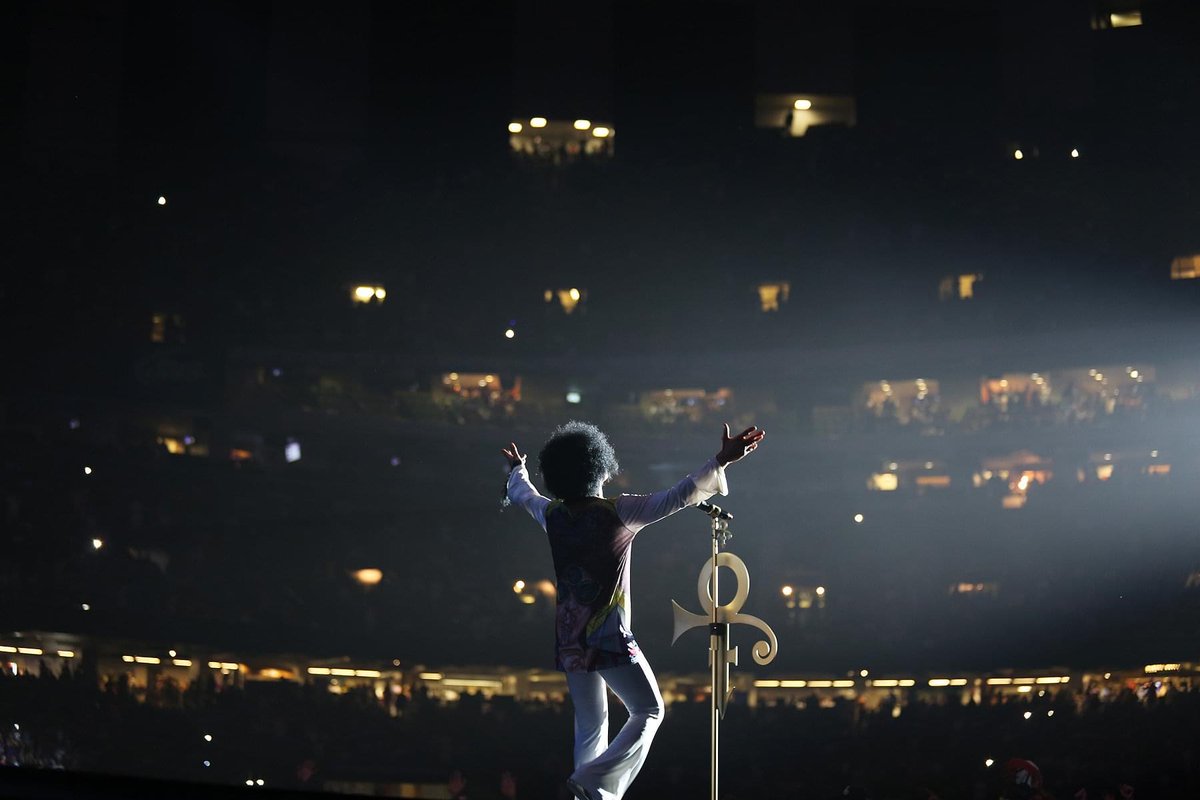 Housequake's tweet photo. "All good things they say, never last
And love, it isn't love until it's past”

Prince Rogers Nelson 1958-2016
#Prince https://t.co/KvBbr4at8q