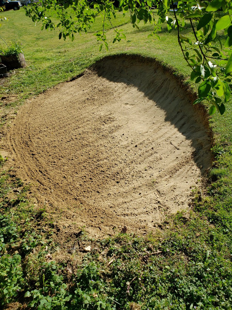 bradharrisgolf's tweet image. Quarantine Home bunker. #StayHome #backyardprojects #golfisfun