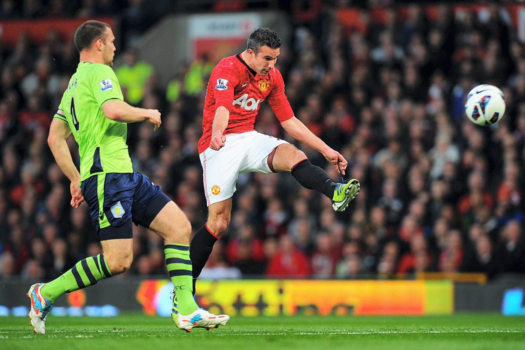 utdreport on X: "On this day in 2013, Robin van Persie scored an iconic hat-trick  against Aston Villa to help Manchester United to their 13th Premier League  title https://t.co/S8Yo7srgm8" / X