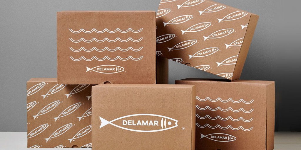 arkapackaging's tweet image. For the packaging, we chose a simple cardboard box to stick to the product selling budget itself, where we created a system of graphics that appear on the different boxes to create an appealing and dynamic experience every time.”

@thedieline

#ecommercedesign #boxdesigns