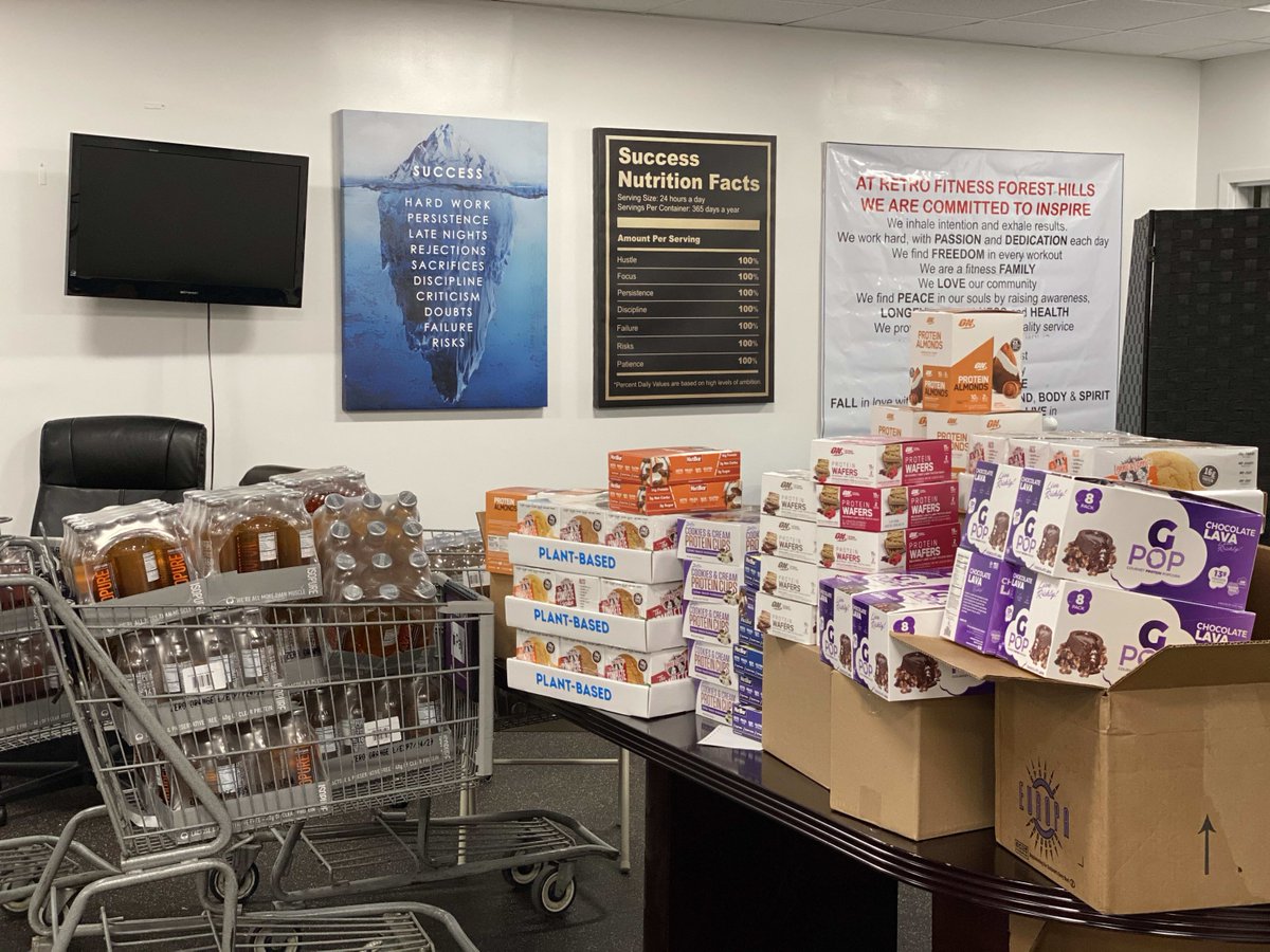MoorestownRF's tweet photo. Today, our Forest Hills team delivered sports drinks &amp; protein bars to our healthcare workers at Jamaica Hospital Medical Center in Queens, New York. We’re in this together. #ThankYouHealthCareWorkers https://t.co/rQL1u8juD5