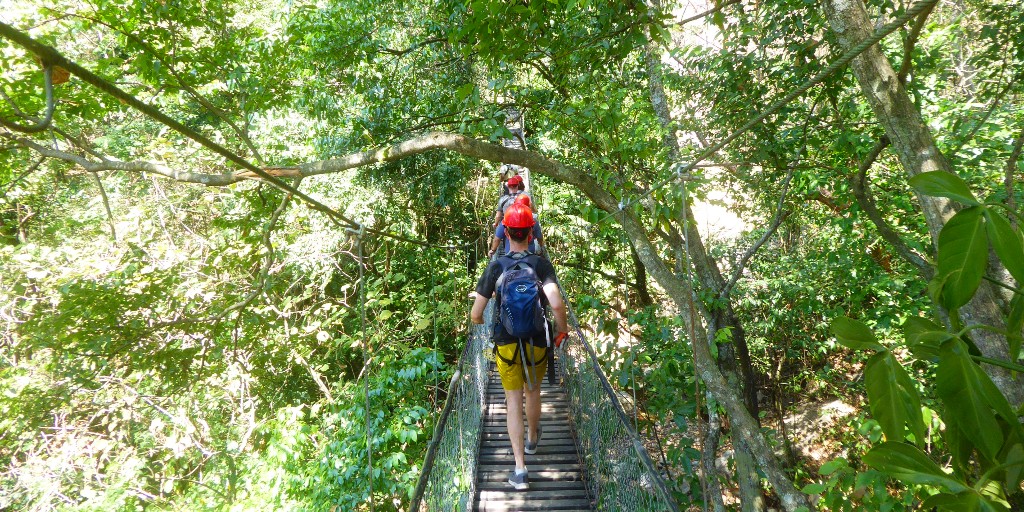 AtitlanReserva's tweet photo. Después de esta larga cuarentena vamos a necesitar una sana dosis de libertad y aventura. Para eso estaremos nosotros felices de poder volver a recibirlos a todos ustedes acá en la Reserva Natural Atitlán. #despuesdelacuarentena https://t.co/YbIQVrgx1d
