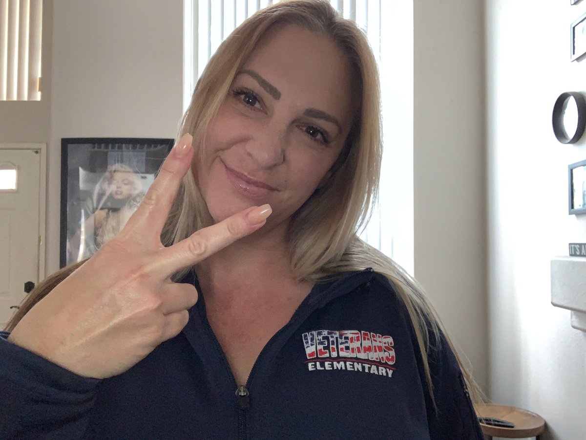 cvesd_Veterans's tweet photo. Our 4th Heroes Stay Connected Video has been posted on your YouTube channel! Check it out! https://t.co/6JcYTWvHp0 https://t.co/Tt84oGDpHk