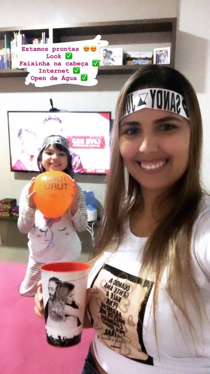 JuliannaMatos4's tweet photo. Os melhores ❤️😍😍😍 #CasasBahiaeSandyeJunior https://t.co/IttcicweV2