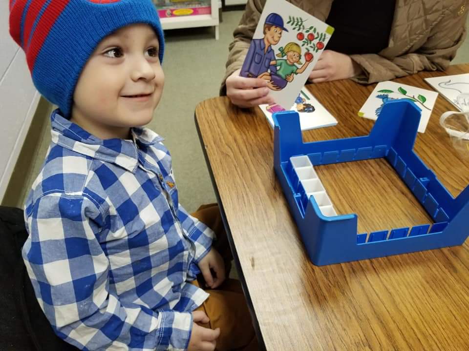vmouse41's tweet photo. @JeffreeStar @JeffreeStar my 3 babies :) my son is 4 and has autism, my baby is a year next month:) my girl is 3 years watches all your make up vids w/ When she likes them she says "Approve mom" 😂 I deal with bipolar 2 and depression. I'm blessed but need help long shot? $Oddball227 https://t.co/pZpE4vUK5x