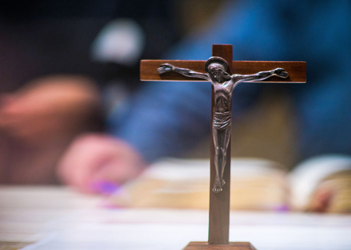MarquetteAlumni's tweet photo. The Jesuit community @MarquetteU prays for all who are ill or suffering from the consequences of the #COVID19 pandemic. You can submit a special prayer intention during this public health crisis. https://t.co/Dk49O3EtDH 
#WeAreAllInThisTogether #FaithAtMarquette https://t.co/SiDuOiRau0