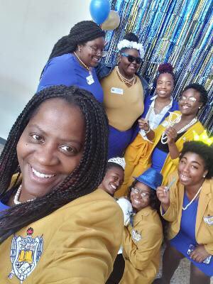 Sigma_GammaRho's tweet photo. Our Advisor is supportive. She pushes us to be great by offering resources and doing her BEST to always be present. Here are photoโs from events! Thank you for your support! ๐๐ #AdvisorAppreciationWeek #SigmaGammaRho #SGRho #sgrhocentral #GlamorousGammaRho https://t.co/6lsGBOmylu