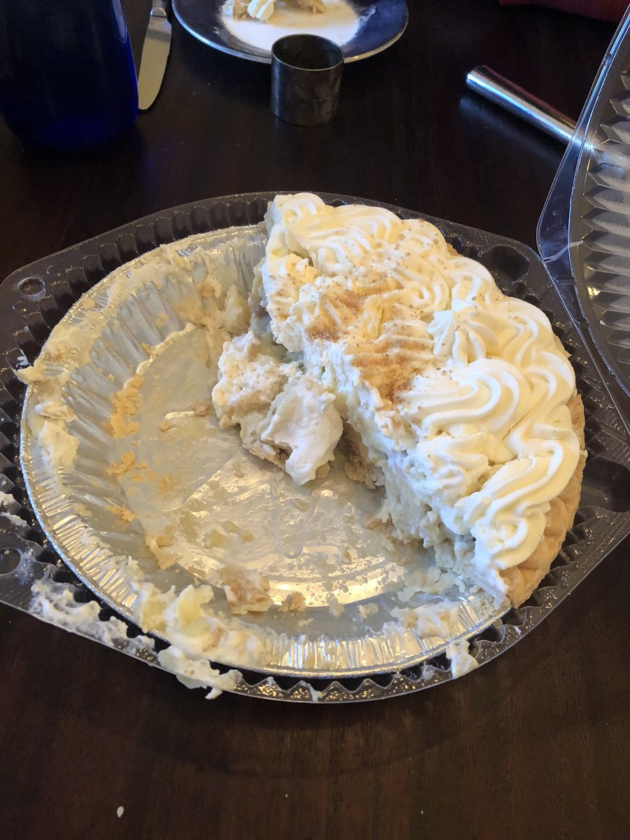 Had a drive out to walk in woods at the weekend and found this terrific pie store: amazing banana cream pie sold with good social distancing. Very grateful for those places still surviving and selling homemade delights.