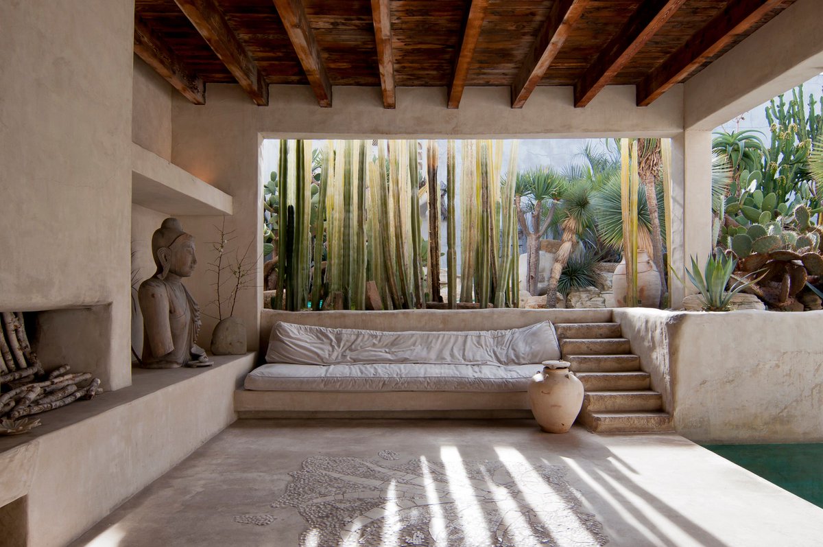 BjornFarrugia's tweet photo. Inside photographer Phillip Dixonโs Moroccan inspired home.
#LA #hiltonhyland #luxuryhomes #milliondollarlisting #residential #realestateagent #zillow #luxuryrealestate #architecture #views #l4l #followback #instafollow #teamfollowback #picoftheday #iamyouragent #losangeles https://t.co/ftdiwcTkNX